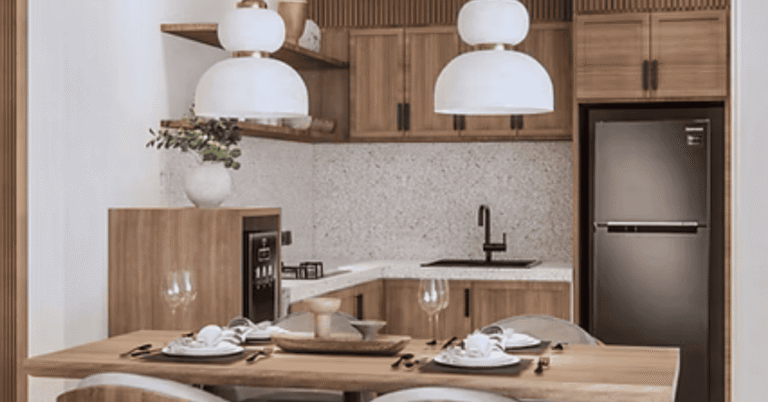 LMG-DHARMAWANGSA-Villa-kitchen-dining-area