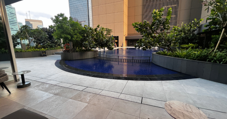 img branz mega kuningan pool