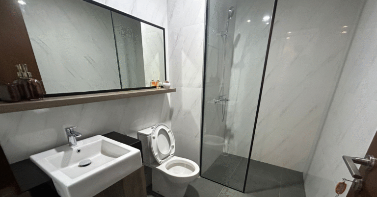 lmg the newton 2 bathroom
